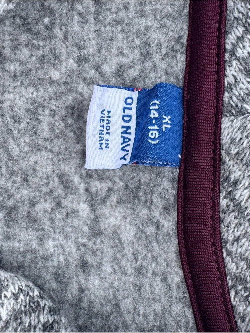 Old Navy Gray knit  Sweater Kids sz14/16